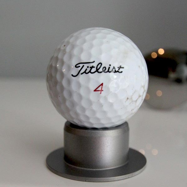 Metal golf ball display