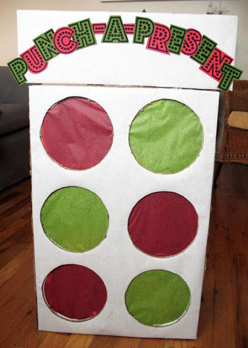 Gift Wrapping Game: Punch a Present