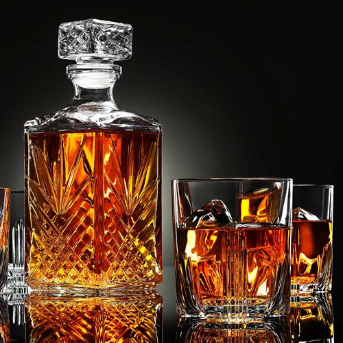 Must Have Kitchen Accessories: Barware Set
