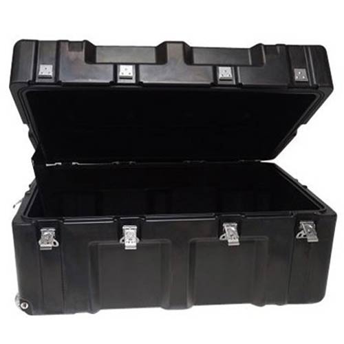 Gift ideas for men: Iron Brick Trunk