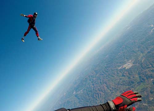 Experience Gifts: Sky Diving Lessons