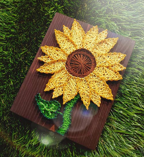 OT gifts: DIY sunflower string art kit