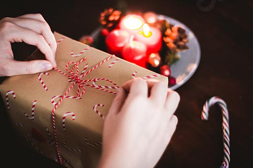 Do-it-yourself for left - right gift exchange