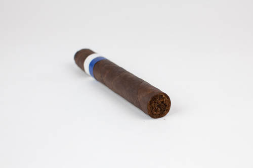 Cigar Club Review: Premium Cigars Image 09