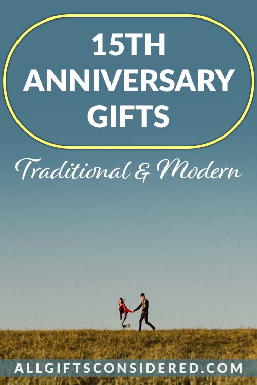 Anniversary Gifts By Year: Traditional & Modern Ideas