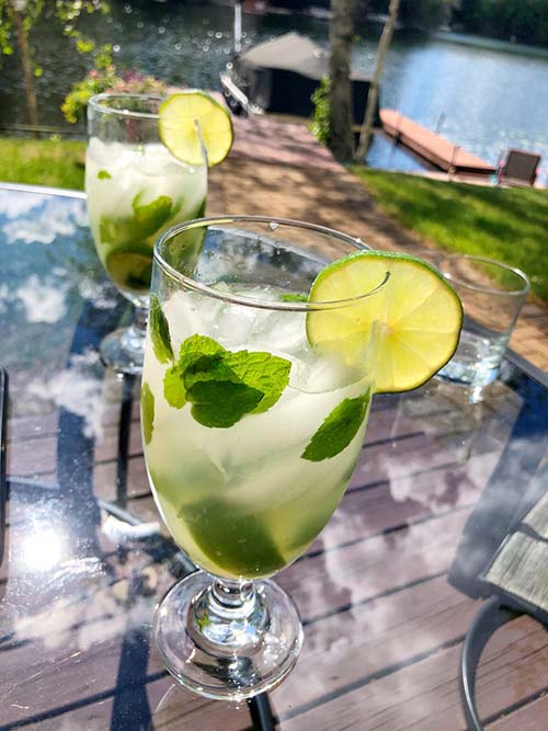 Authentic Homemade Mojito - Cinco de Mayo Party Ideas