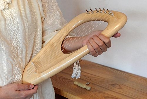 String Pentatonic Harp