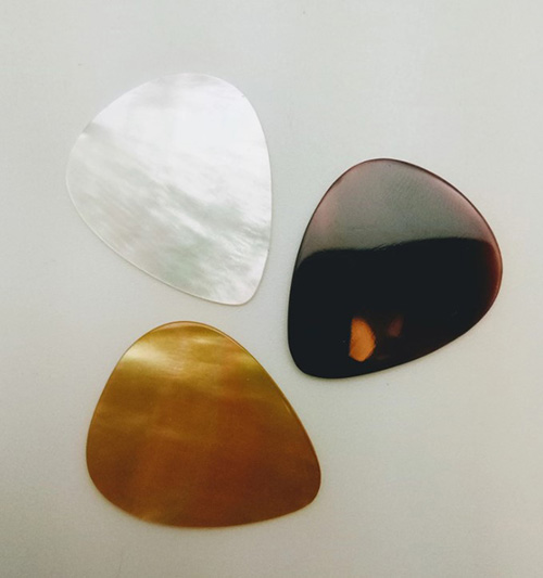 Mother of Pearl Guitar Pick