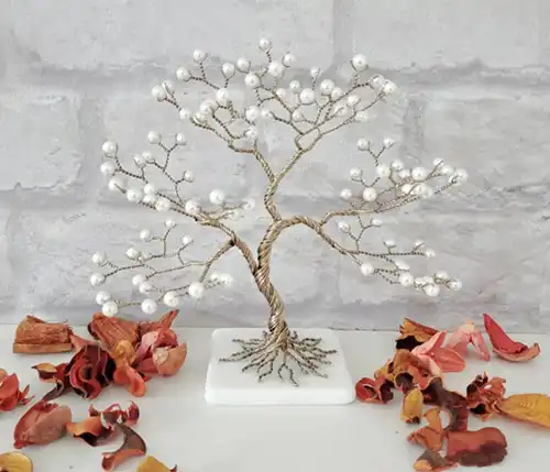 Artisan Pearl Wire Tree