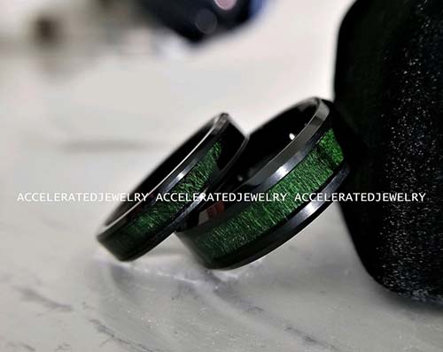 Emerald Green Engraved Ring Set