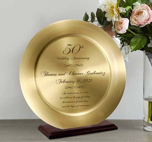 43 Best 50th Wedding Anniversary Gifts For Parents – Loveable