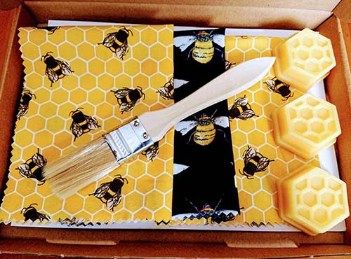 eco-friendly gifts - make your own beeswax food wrap