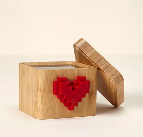 Lovebox Spinning Heart Messenger