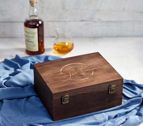 engraved keepsake boxes in walnut wood