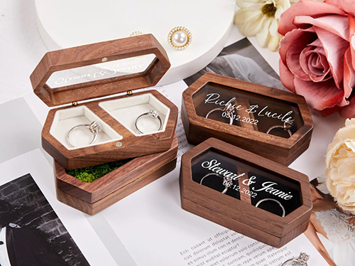 wooden engraved ring box