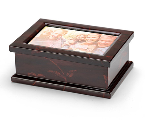mother's day gifts for girlfriends - Photo Music Box