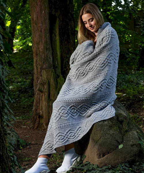 Traditional Heavyweight Merino Wool Blanket - 5 senses gift ideas