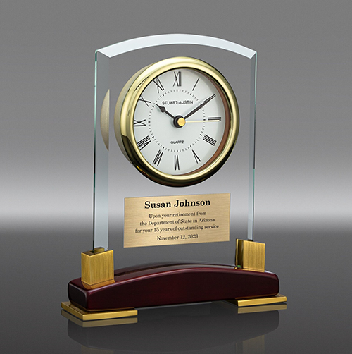 Gold Plate Retirement Clock - gift ideas for retiring principal