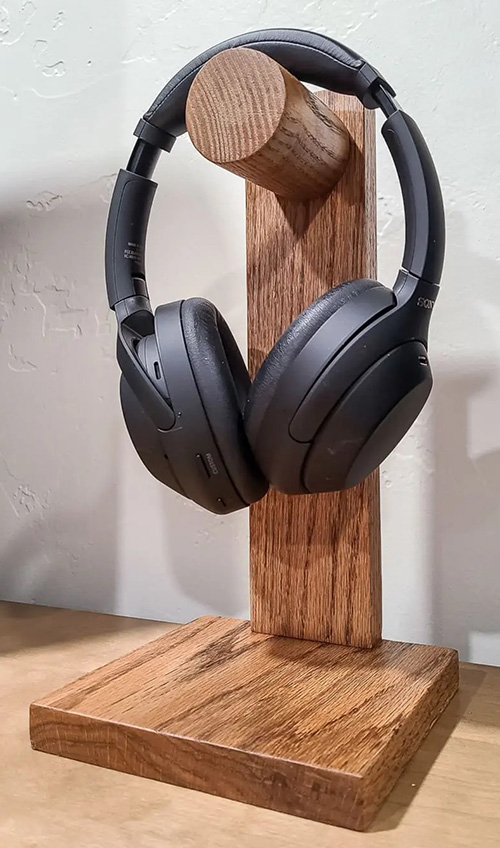 Homemade Headphone Stand Boyfriend Gift