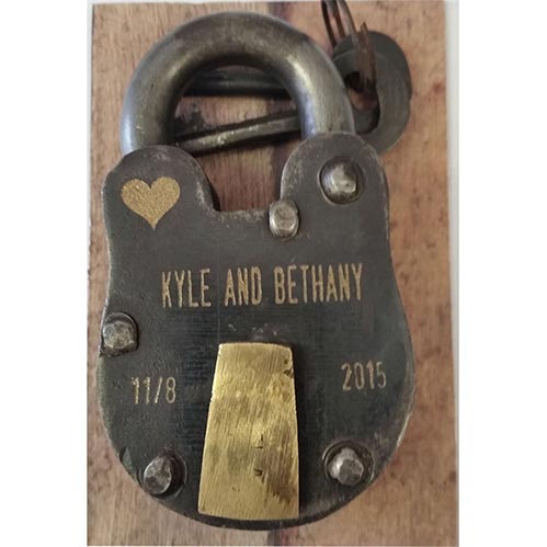 6th wedding anniversary gifts - Engraved Padlock