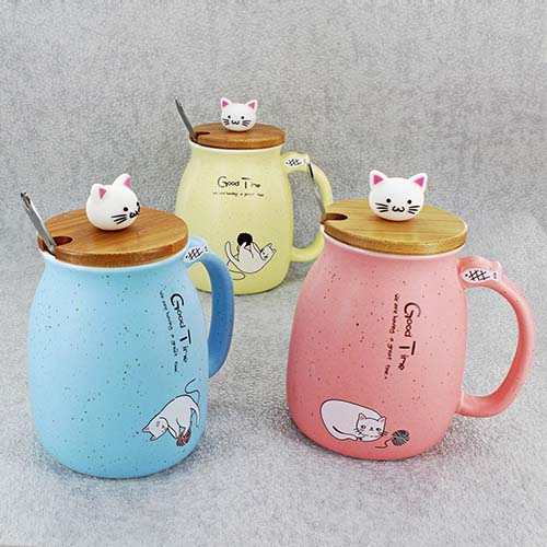 Ceramic Cat Mugs: gifts for cat lovers